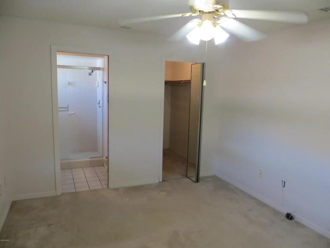 Photo of 947 Pineland Drive