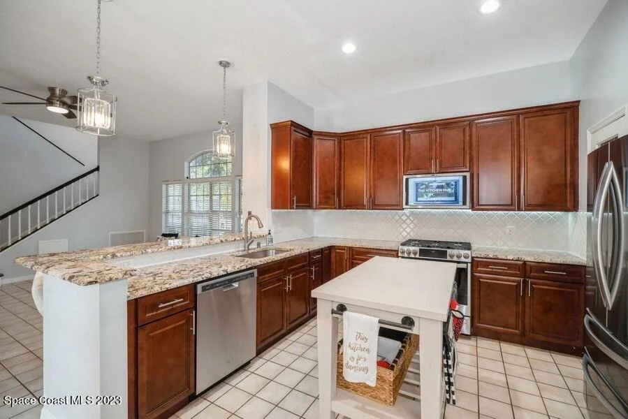 Photo of 4395 Canard Road