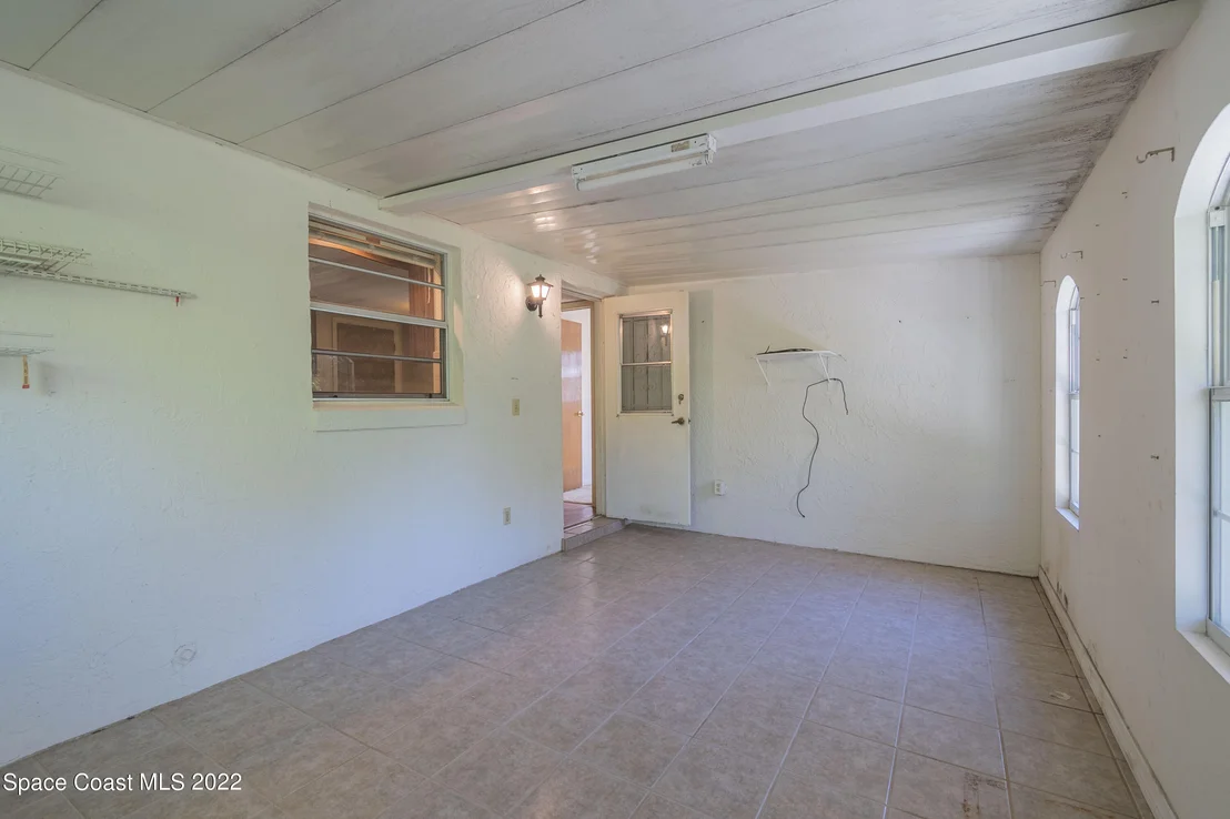 Photo of 936 Clayton Drive