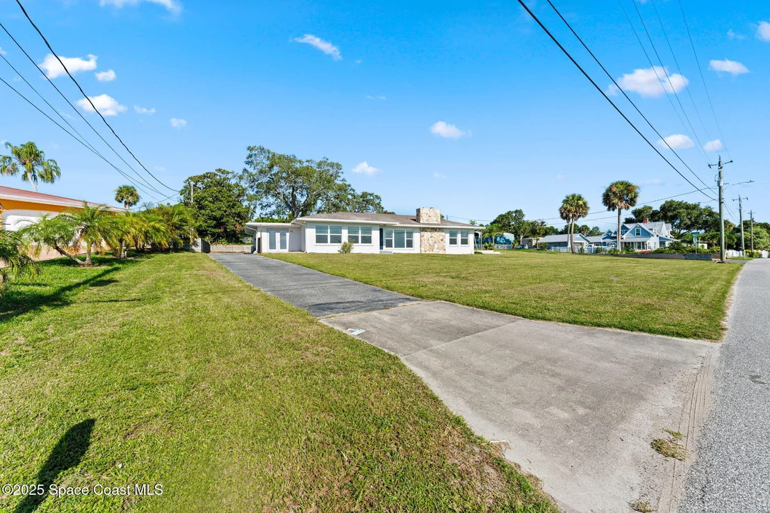 Photo of 3109 Indian River Drive