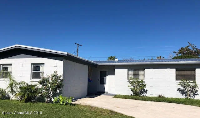 Photo of 1086 Madrid Road