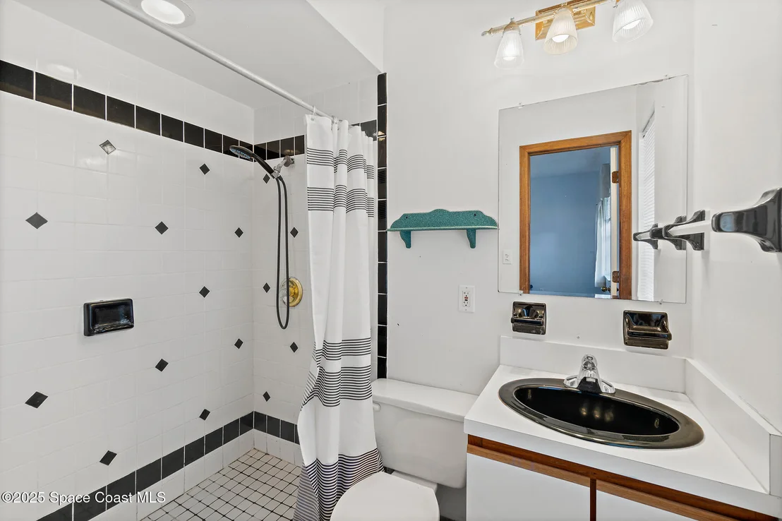 Photo of 6215 Balboa Street