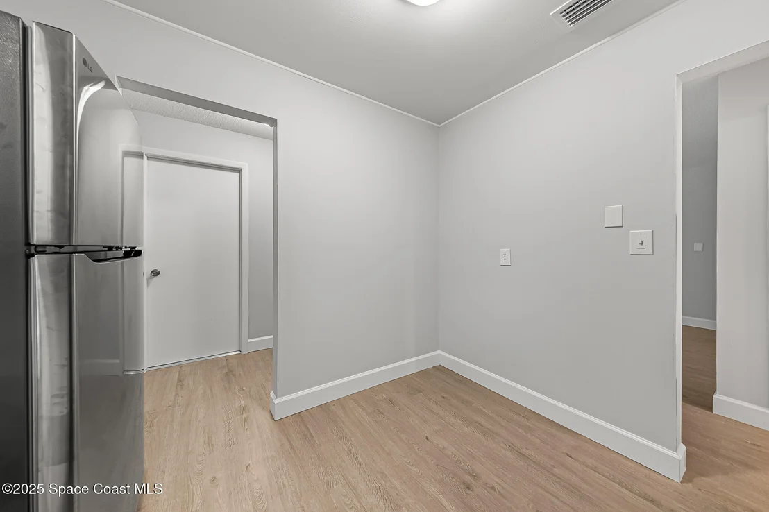 Photo of 350 Maple Place