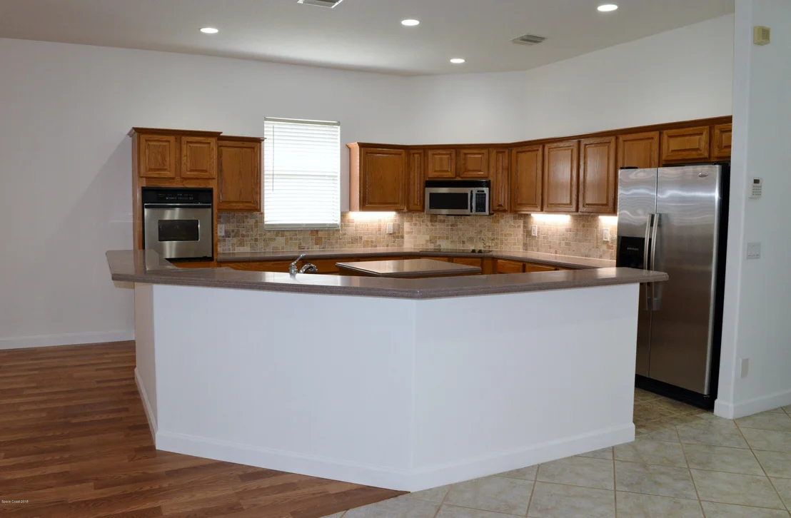 Photo of 6385 Anchor Lane