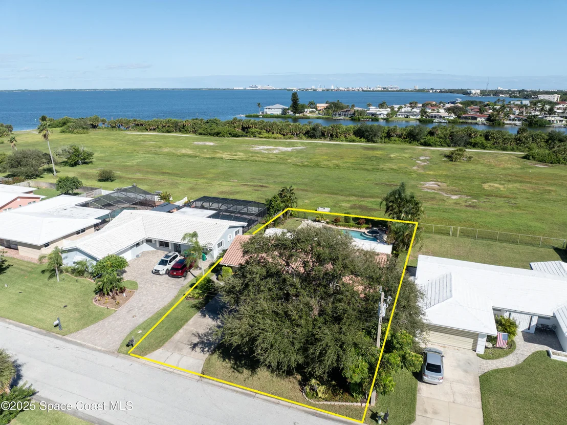 Photo of 410 Brightwaters Drive