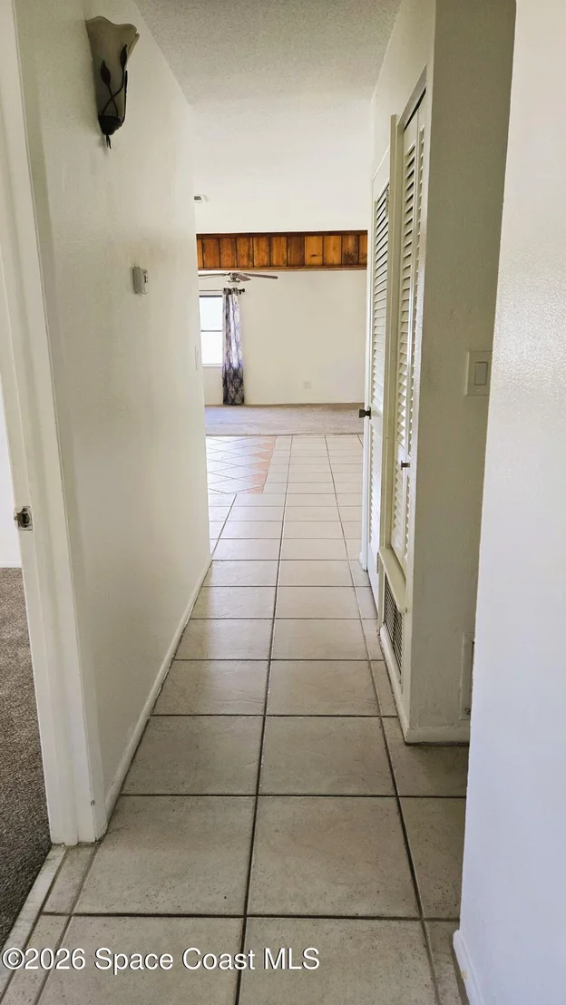 Photo of 940 Bacon Circle NE