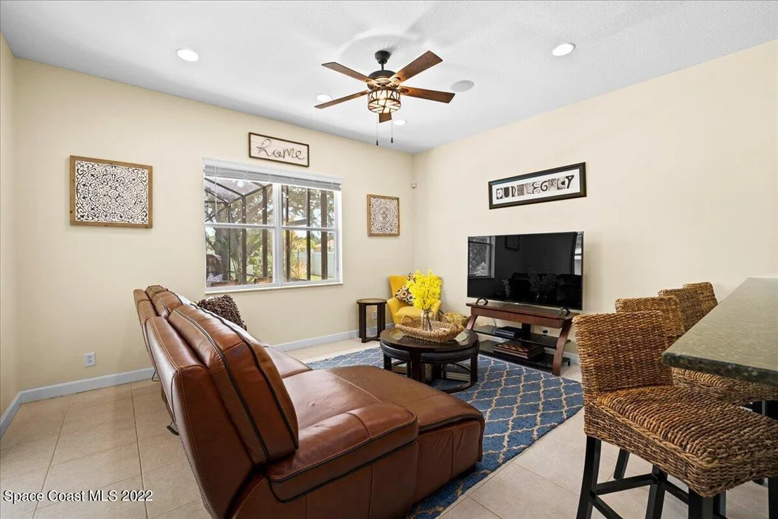 Photo of 2067 Windbrook Drive SE