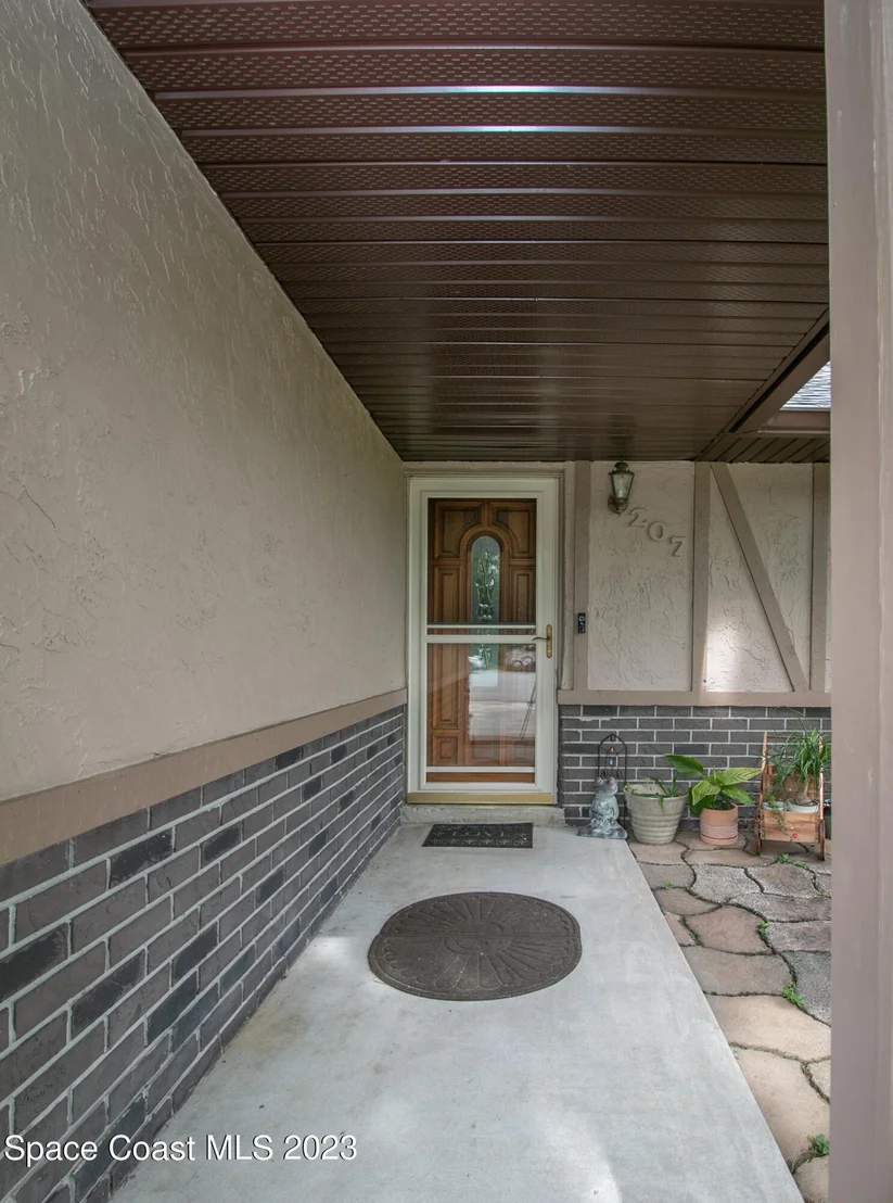 Photo of 207 Saldon Lane