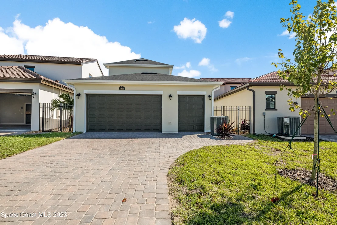 Photo of 8316 Lyside Drive