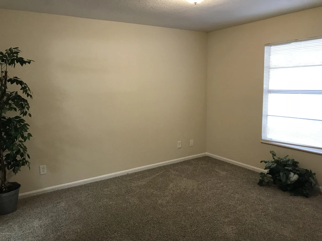 Photo of 1370 Creel Road NE