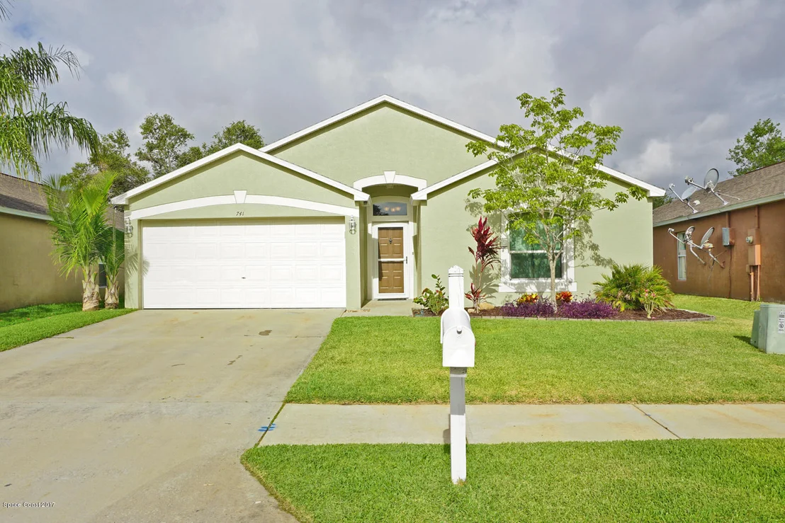 Photo of 741 Wickham Lakes Drive
