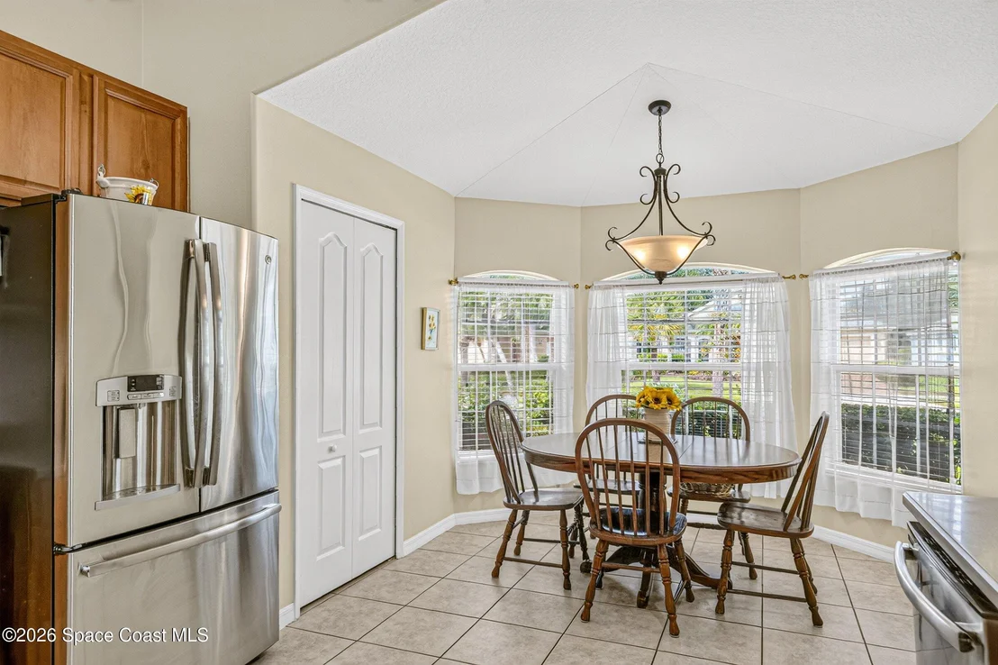 Photo of 7127 Broderick Drive