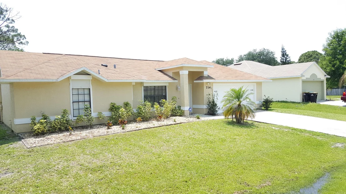 Photo of 734 Boc Circle NW