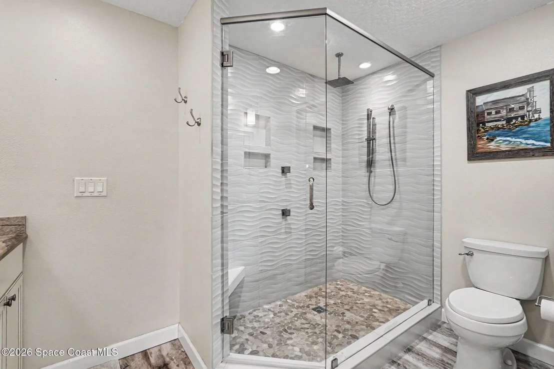 Photo of 311 Seabreeze Drive