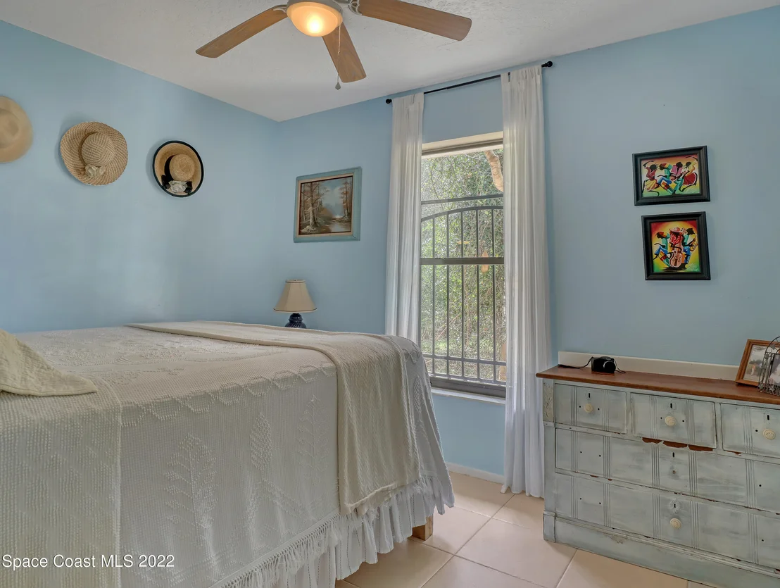 Photo of 2495 Mitchell Avenue
