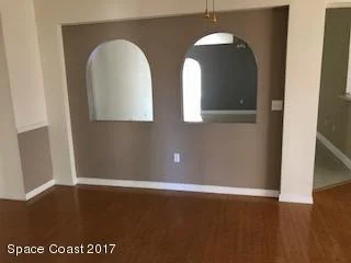 Photo of 1159 White Oak Circle