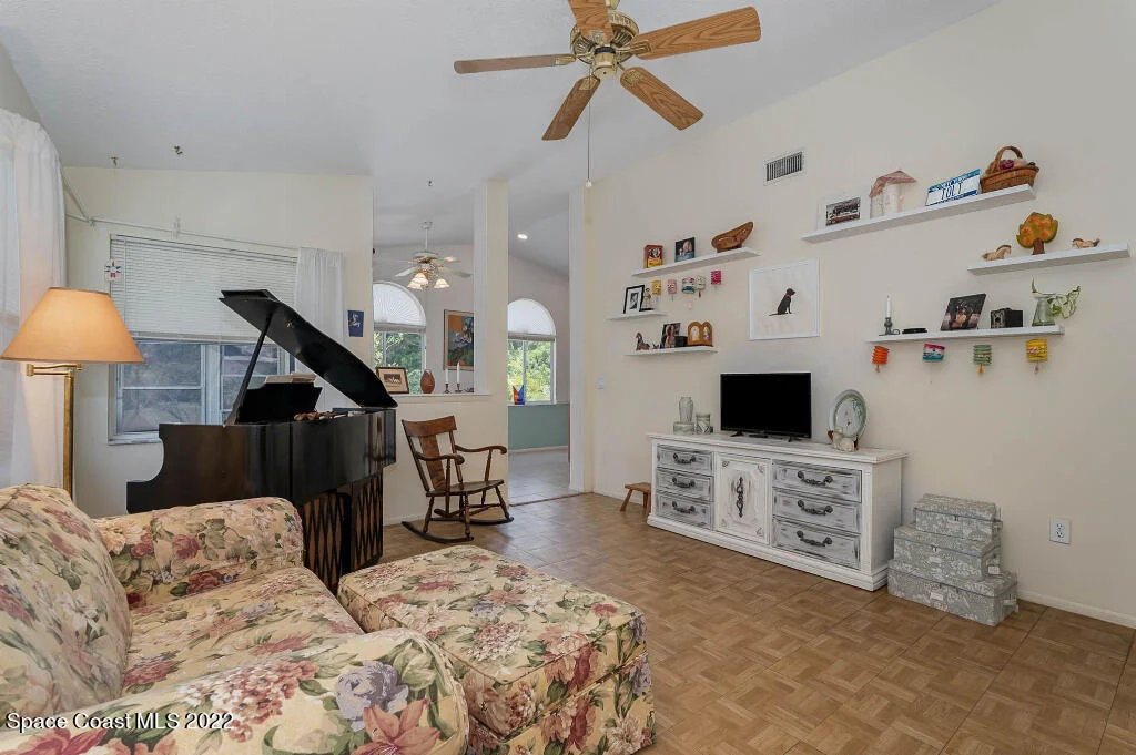 Photo of 1197 Goldenrod Circle NE