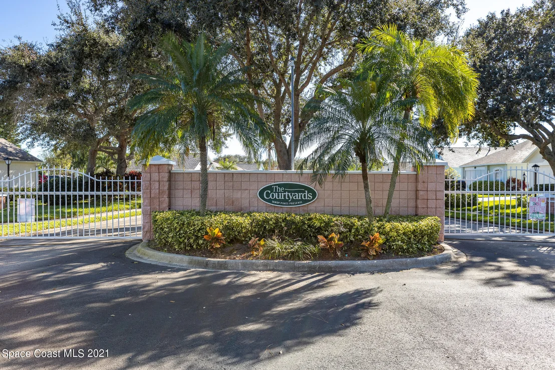 Photo of 2149 Redwood Circle
