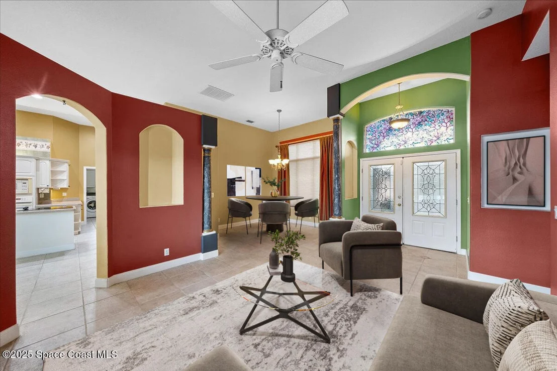 Photo of 827 Thrasher Drive
