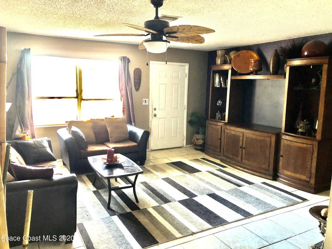 Photo of 1320 Creel Road NE