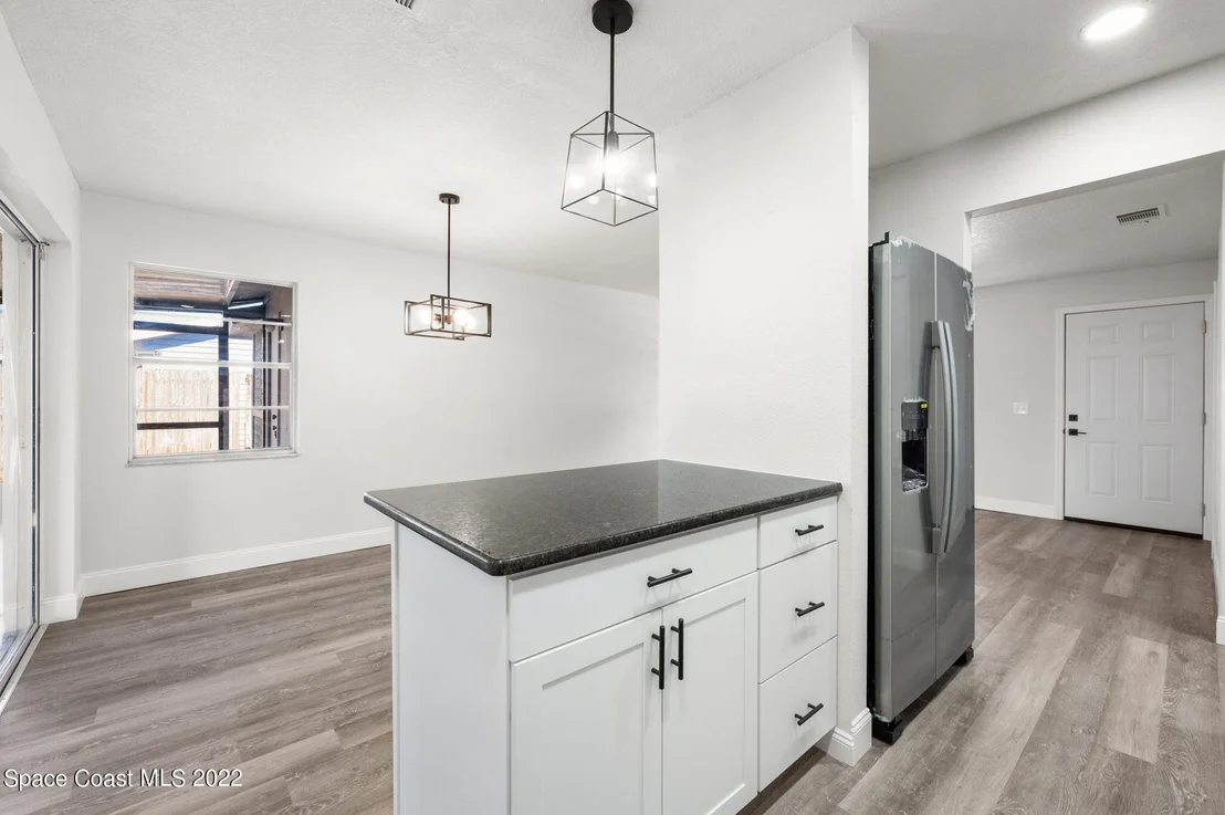 Photo of 2856 Lancaster Road