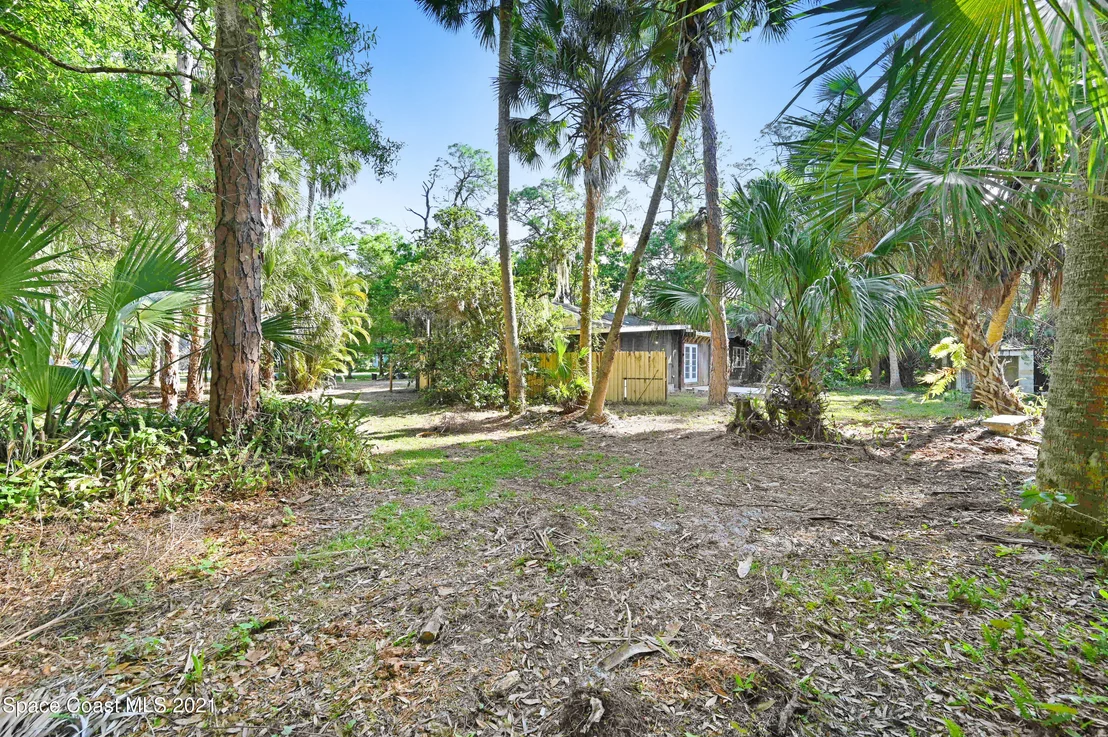 Photo of 6699 Sheridan Road