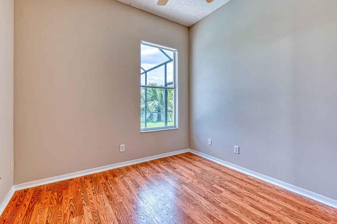 Photo of 8023 Bracken Lane