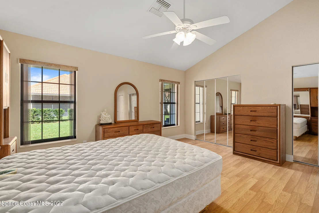 Photo of 1655 James Circle