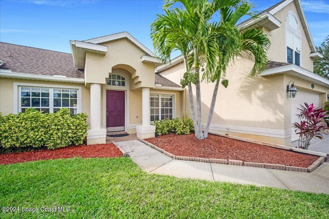 Photo of 6018 Newbury Circle