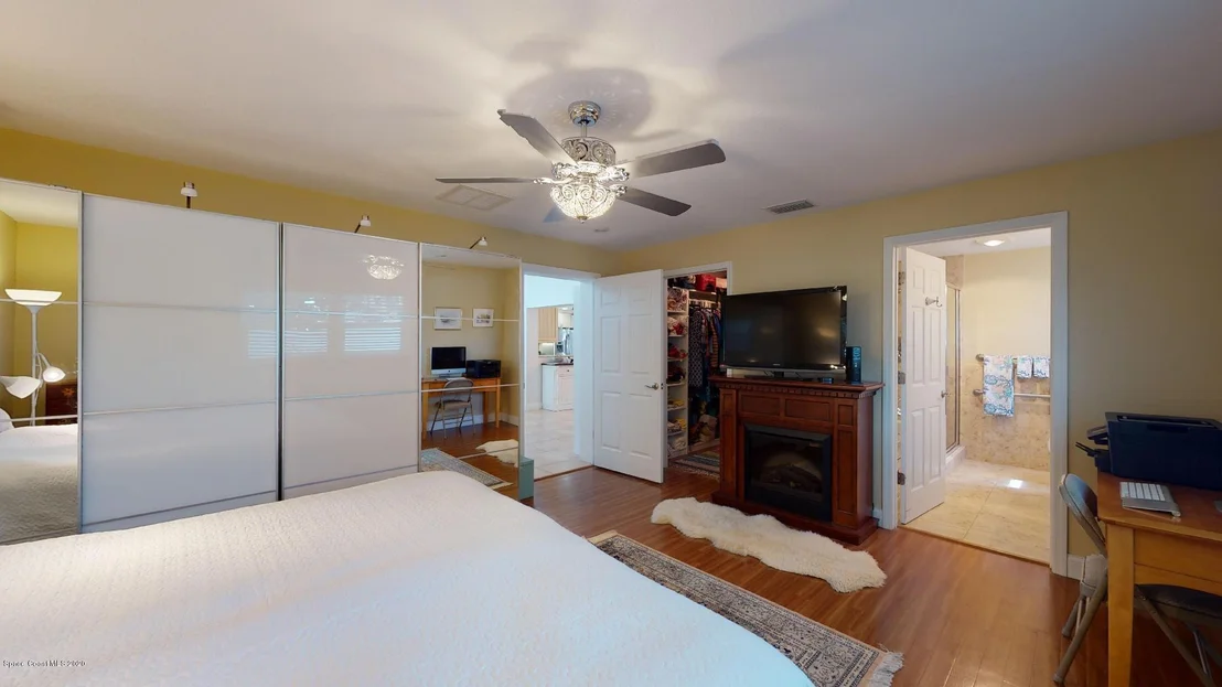 Photo of 448 Sparrow Drive