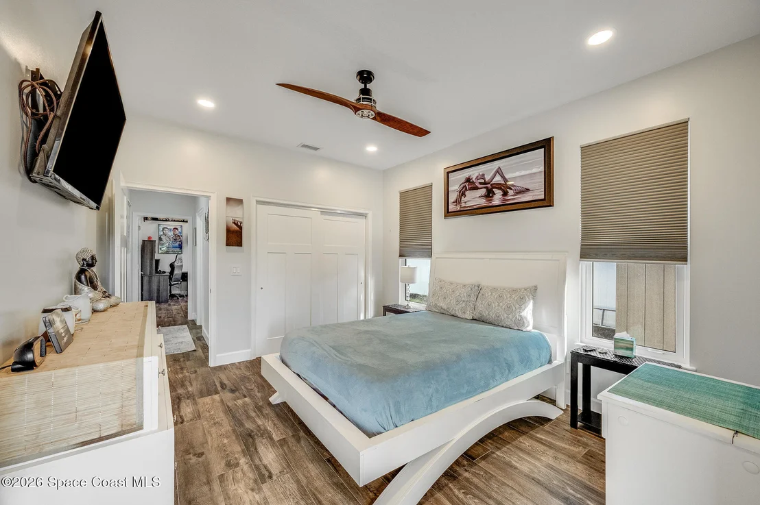 Photo of 447 Sandy Key