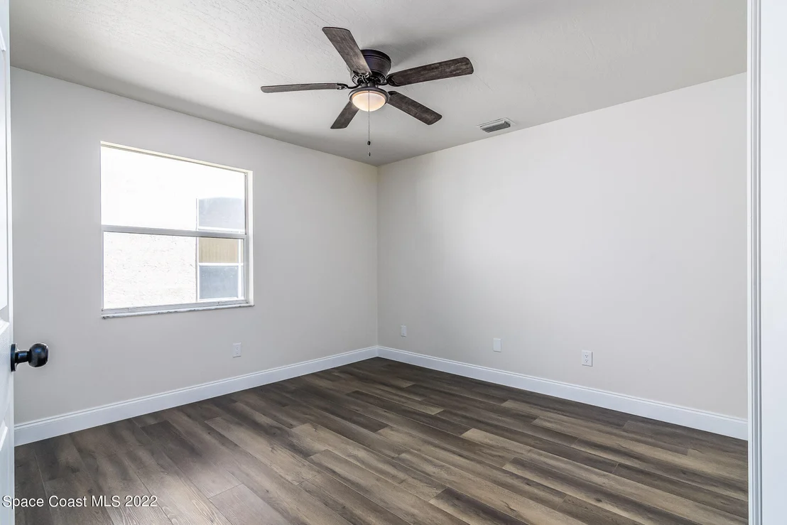 Photo of 480 Prestwick Court