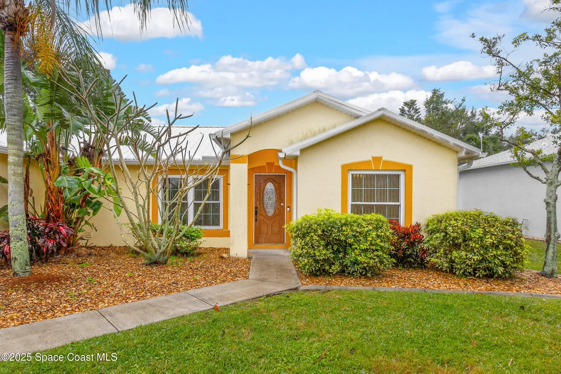 Photo of 973 Del Mar Circle