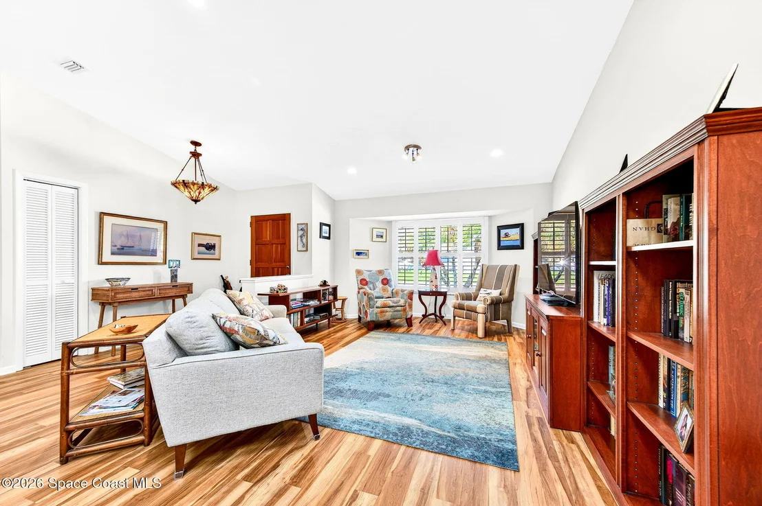 Photo of 1825 Fox Bay Drive