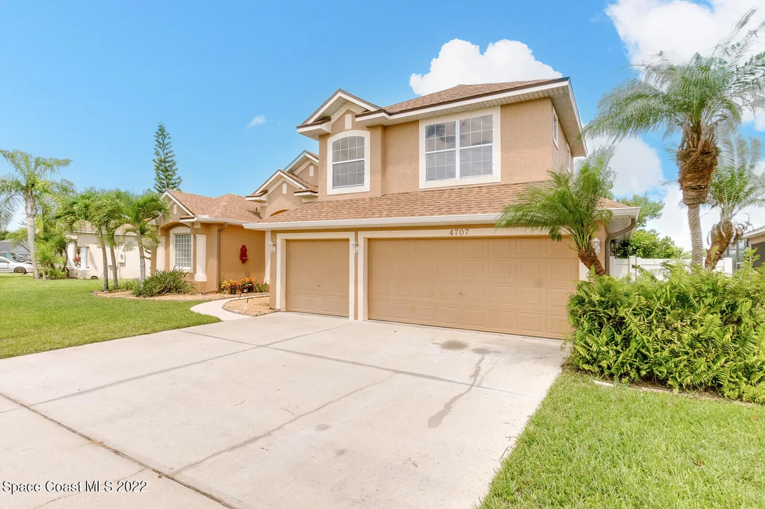 Photo of 4707 Alamanda Drive