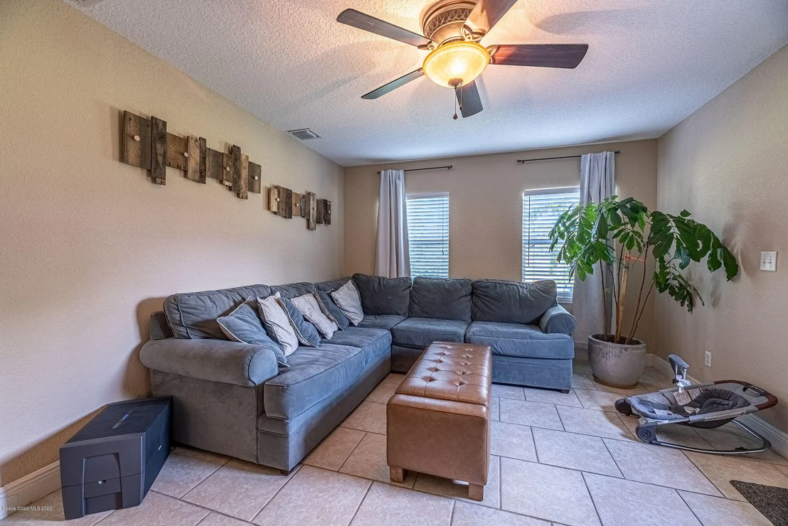 Photo of 2622 Diplomat Drive
