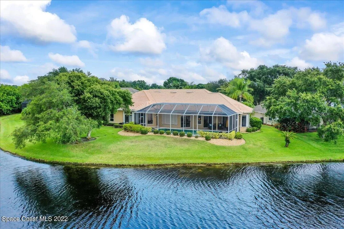 Photo of 302 Sandhurst Drive