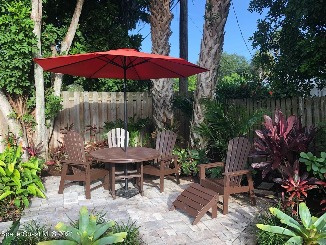 Photo of 585 Bahama Drive