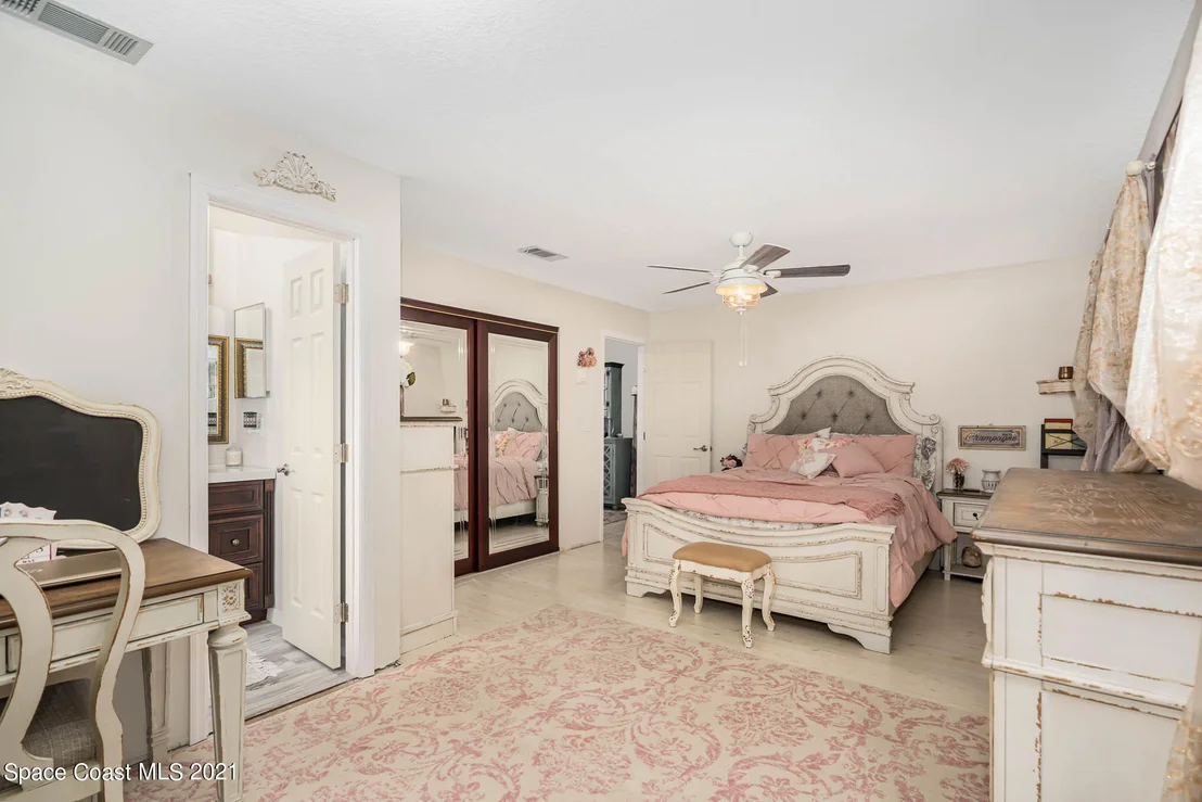 Photo of 525 Live Oak Street