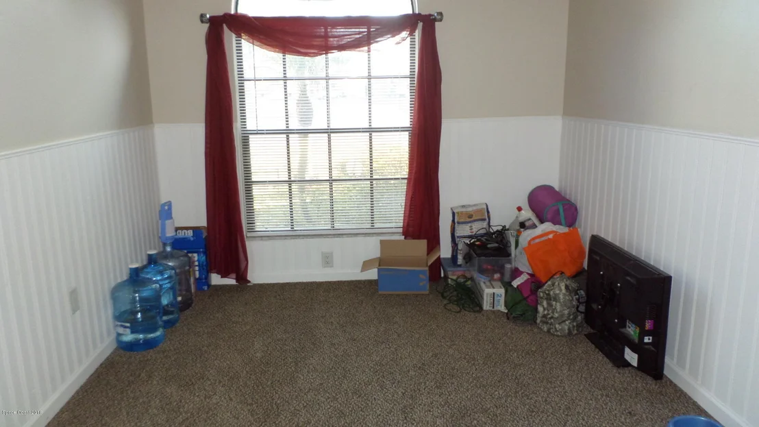 Photo of 944 Jamestown Drive