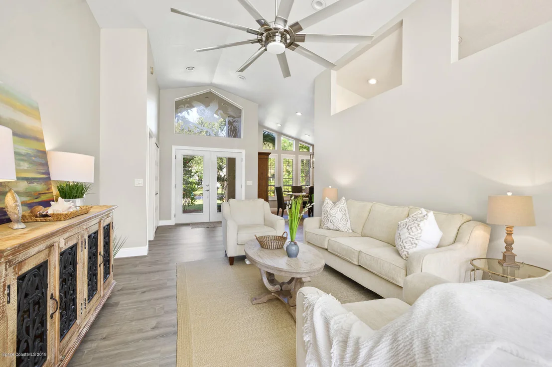 Photo of 393 Peregrine Drive