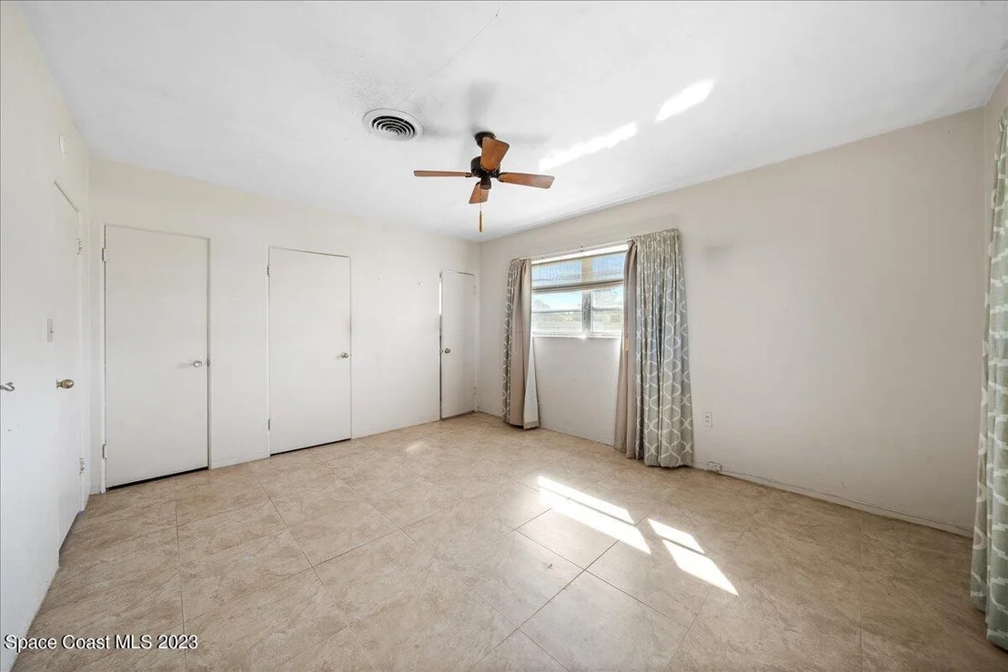Photo of 2320 Reef Avenue