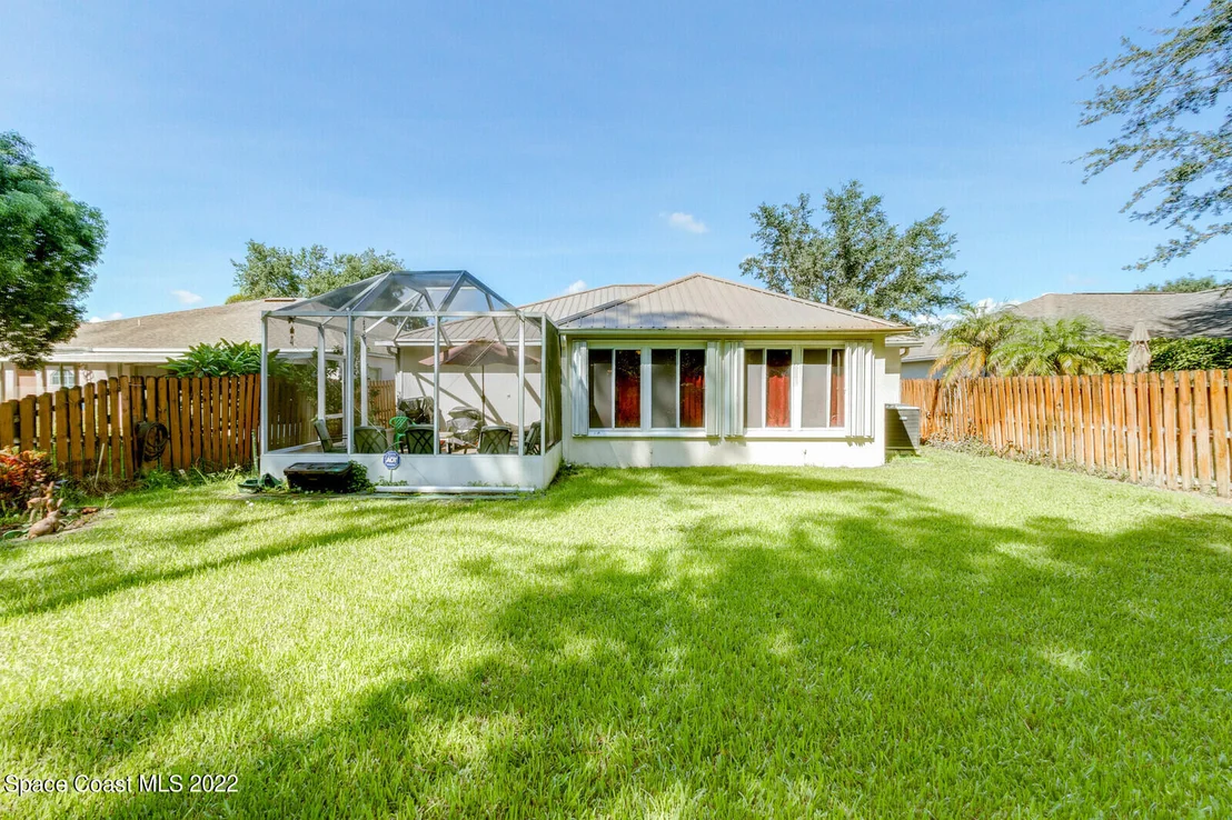 Photo of 1672 Vista Lake Circle