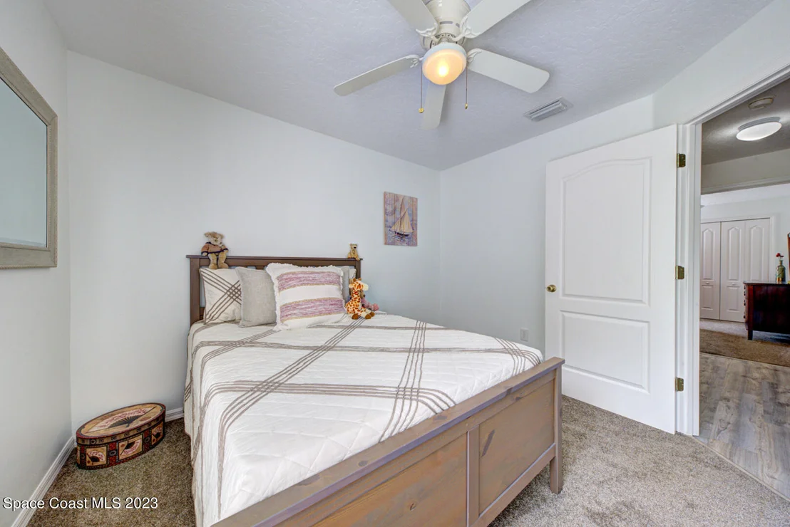 Photo of 1061 Meadowbrook Road NE