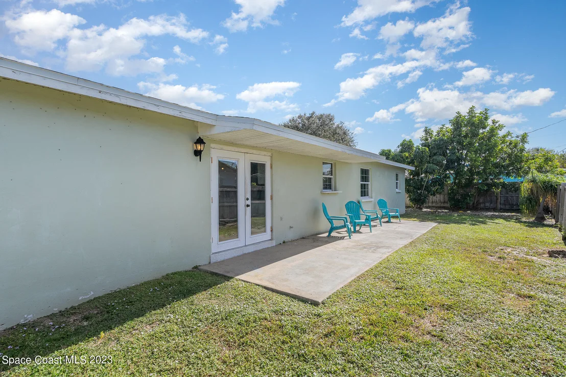 Photo of 947 Bluewater Drive