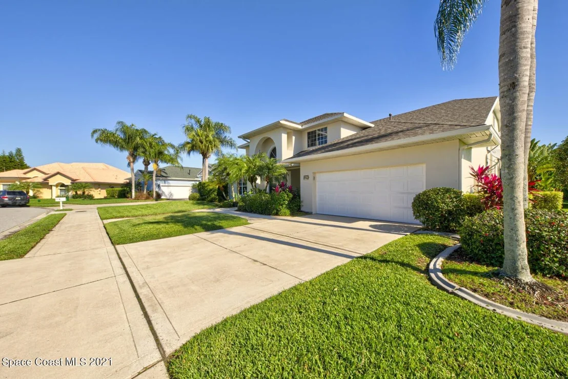 Photo of 1002 Worthington Spring Drive