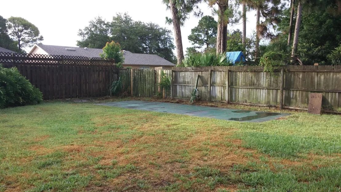 Photo of 5961 Midway Avenue
