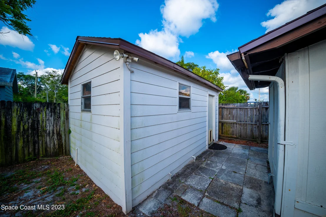 Photo of 1541 Mac Arthur Lane