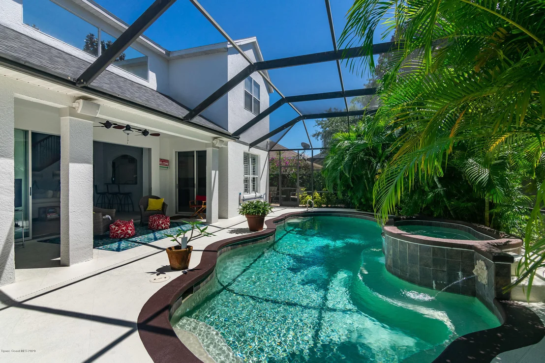 Photo of 5845 Newbury Circle
