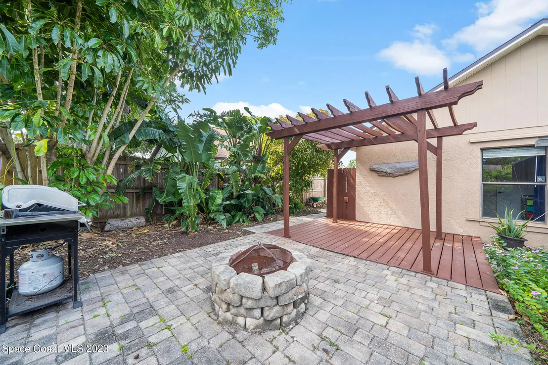 Photo of 917 Pine Baugh Street